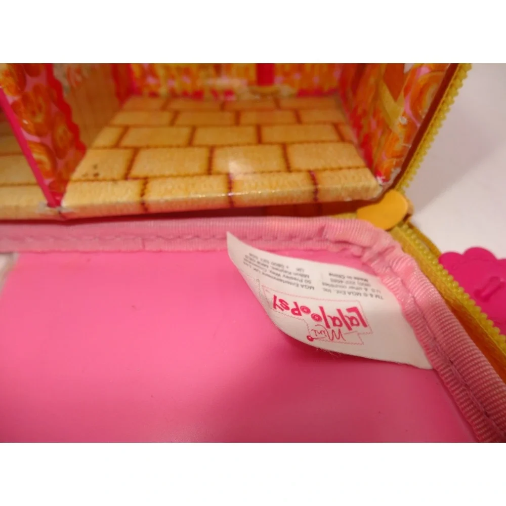 Lalaloopsy Carry Along Case & Doll House  2 Mini Dolls included Sunny‎ and Spot